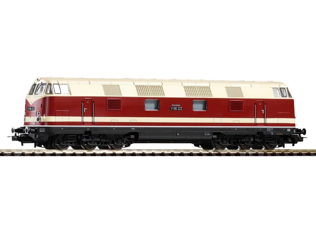 Piko Dieselová lokomotiva BR 118 (V 180) s 6 nápravami DR III - 59587