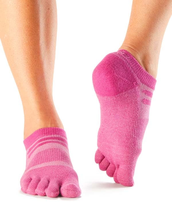 MEDIUMWEIGHT NO SHOW sportovní prstové ponožky ToeSox růžová S